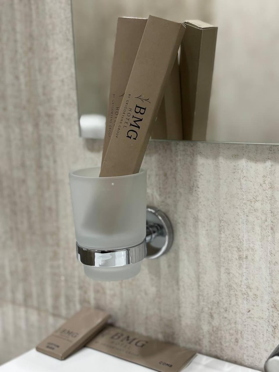 Bmg Hotel By Grigoryans Group Goris Bagian luar foto